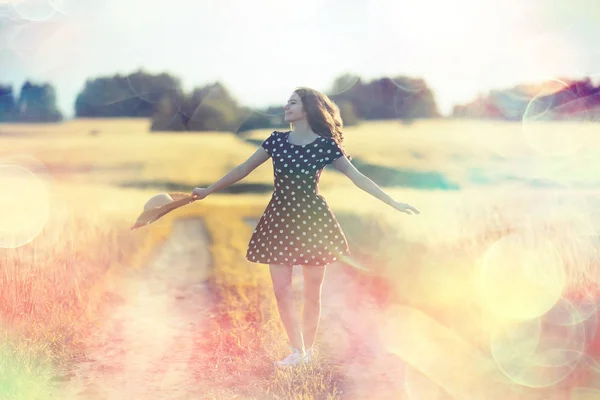 Wheat Field Summer Landscape Happy Young Model Freedom Relaxation Concept — Stock Photo, Image