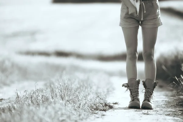 Female Legs Summer Trekking Boots Walks Anonymously Field Woman Big — Stock Photo, Image