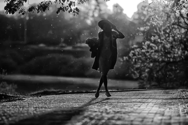 Foto Vintage Uma Menina Sépia Preto Branco Retrato Uma Bela — Fotografia de Stock