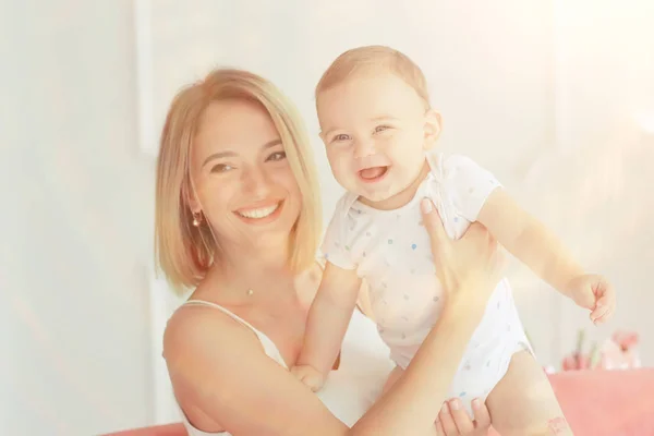 Vrolijke Gezonde Baby Glimlachen Portret Van Een Klein Kind Jongen — Stockfoto