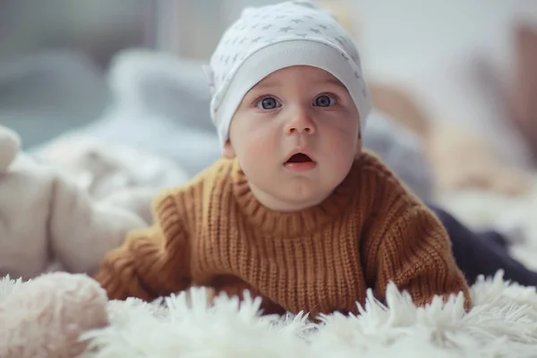 Serious Kid Child Boy Porträt Eines Kleinen Kindes Atelier Das — Stockfoto