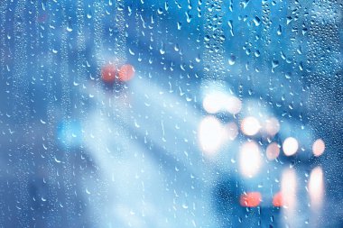 soyut arka plan yağmur cam / pencere dışında sonbahar hava yağmur damlaları, soğuk ekim duvar kağıdı