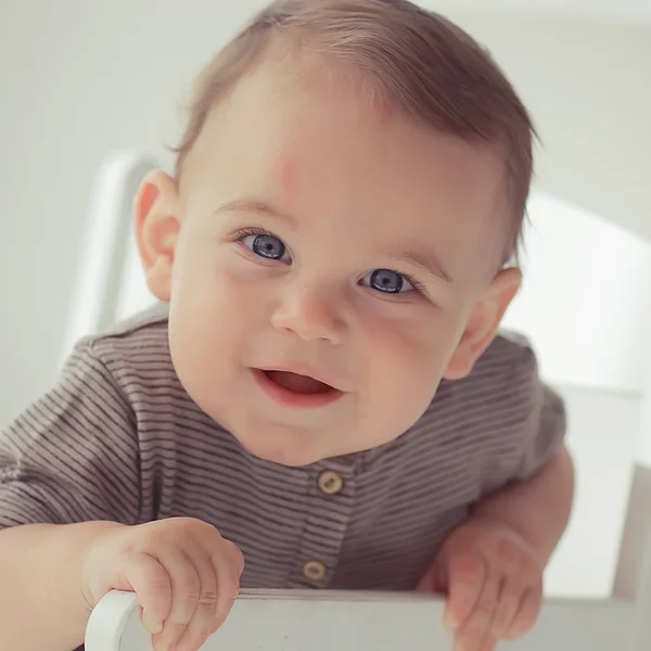 Vrolijke Gezonde Baby Glimlachen Portret Van Een Klein Kind Jongen — Stockfoto