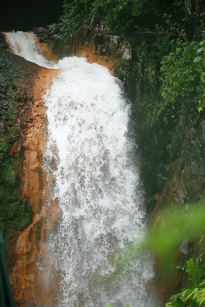 Ungle Waterfall Fülöp Szigetek River Esik Sziklák Vízesés Fülöp Szigeteken — Stock Fotó