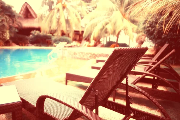 Hotel Chaise Lounges Pool Rest Tropical Hotel Comfortable Rest Recreation — Stock Photo, Image