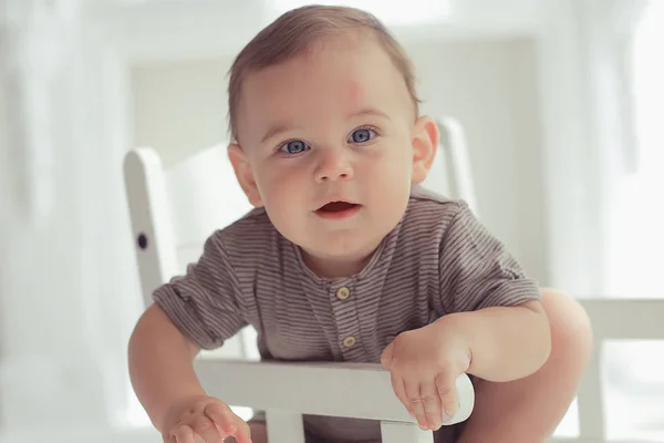 Glad Frisk Bebis Leende Porträtt Ett Litet Barn Pojke Lille — Stockfoto