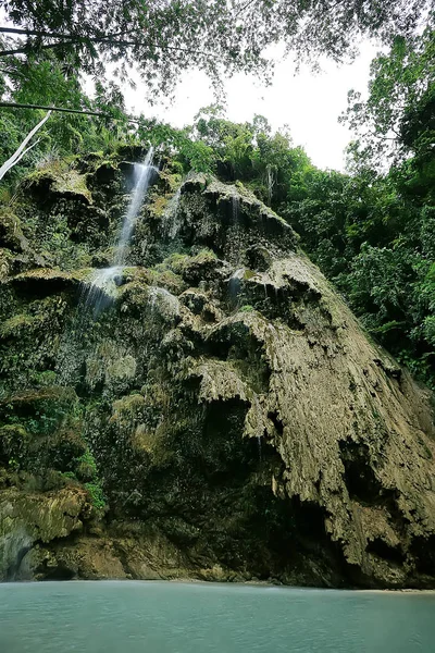 Cascada Ungle Filipinas Caídas Río Rocas Cascada Islas Filipinas Turismo — Foto de Stock
