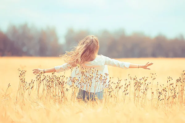 Happy Girl Autumn Field Spikelets Landscape Adult Young Girl Portrait — Stock Photo, Image