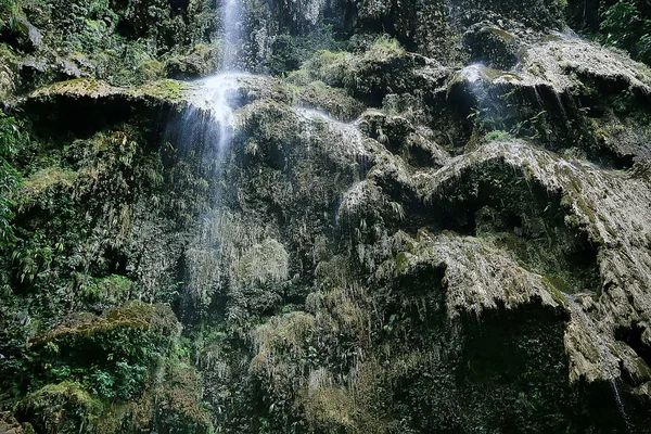 Cascata Della Giungla Filippini Fiume Cascate Dalle Rocce Cascata Sulle — Foto Stock