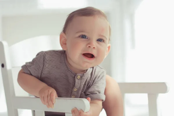 Niño Serio Niño Retrato Niño Pequeño Estudio Cara Niño Pequeño — Foto de Stock