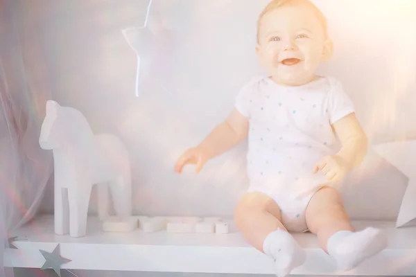 Kleinkind Hellen Atelier Kleiner Junge Säugling Schönes Gesundes Kind — Stockfoto