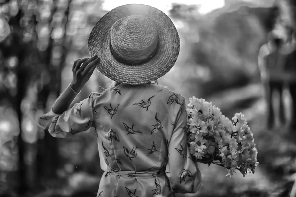 Foto Vintage Una Ragazza Seppia Ritratto Bianco Nero Una Bella — Foto Stock