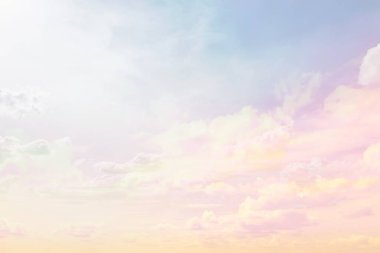 bulutlar suluboya renkler, pembe bulutlar arka plan gökyüzü, atmosfer hava özgürlüğü