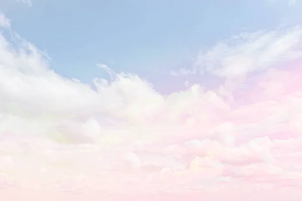 云彩水色色调 粉色云彩渐变背景天空 大气空气自由 — 图库照片