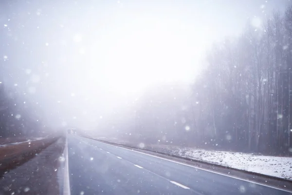 Abstracto Invierno Carretera Niebla Nieve Vista Del Paisaje Noviembre Transporte —  Fotos de Stock