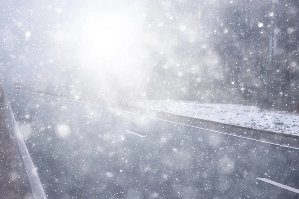 Abstracte Winter Weg Mist Sneeuw Landschap Uitzicht November Vervoer — Stockfoto