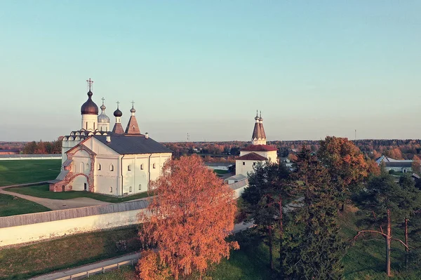 Paisaje Ferapontov Monasterio Otoño Vista Superior Drone Iglesia Ortodoxa Vologda —  Fotos de Stock