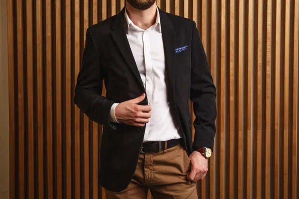 Faceless Fashionable Man Brown Blaizer Trousers Wood Wall — Stok Foto