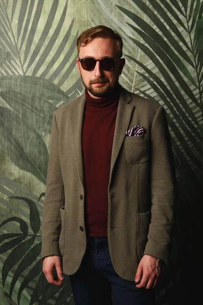 Portrait Young Beautiful Fashionable Man Sunglasses Olive Jacket Wallpaper Greenery — Stock Photo, Image