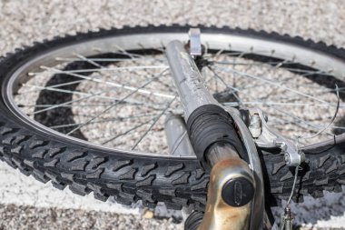 Bisiklet çatal amortisör