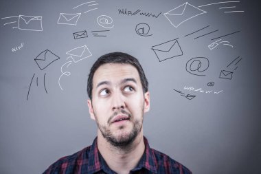 Görünen e-postalar kadar yakışıklı adam portresi