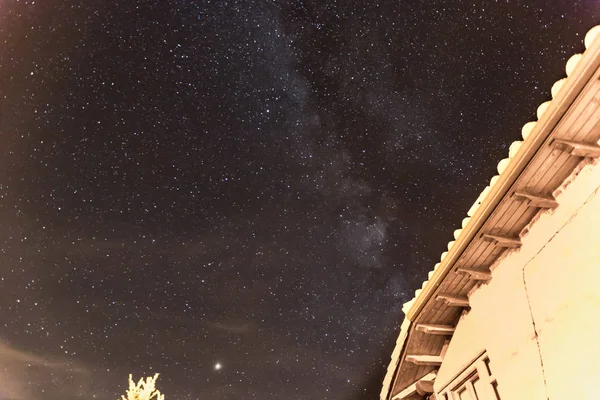 Молочный Путь Хорошем Звездном Небе Темной Ночи — стоковое фото