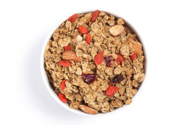 Granola beyaz kupa beyaz arka plan üzerinde izole kapatmak.