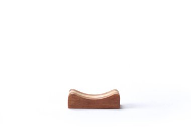 Uzay ile beyaz arka planda izole ahşap Chopsticks tutucu