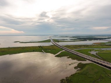 Cep Körfezi ve Daphne, Alabama yukarıda gökyüzü bulutlu 