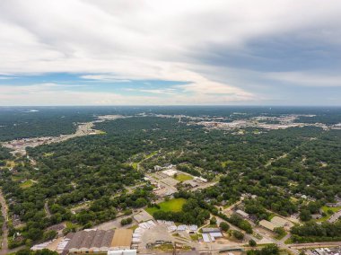 Mobile, Alabama sisli bir öğleden sonra şehrin havadan görünümü 