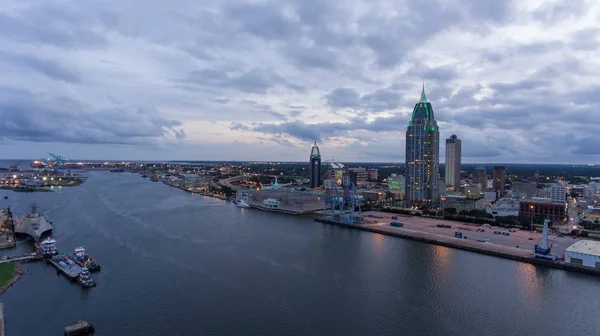 Vista Aérea Del Centro Mobile Alabama Ribera Atardecer — Foto de Stock