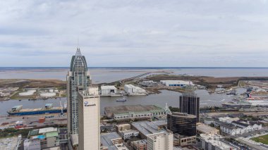 Şehir merkezinde Mobile, Alabama nehir manzarası ve Cityscape Şubat 2019 yılında havadan görünümü