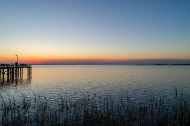 Daphne 'de mobil Bay 'de günbatımı, Bayfront Park 'ta Alabama