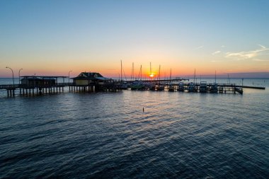 Mobil Bay, Alabama 'da Sunset 'te Fairhope İskelesi 