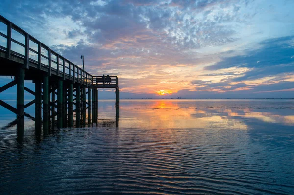 Zonsondergang Aan Oostkust Van Mobile Bay Aan Golf Van Alabama — Stockfoto