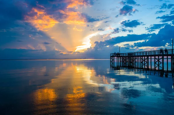 Céu Pôr Sol Acima Mobile Bay Costa Golfo Alabama Junho — Fotografia de Stock