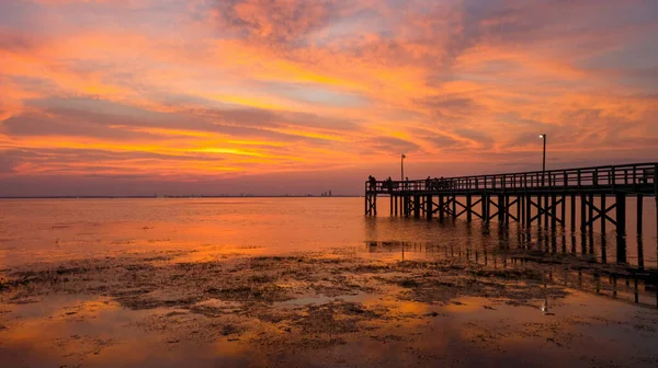 Mobile Bay Při Západu Slunce Pobřeží Alabamského Zálivu Srpnu 2020 — Stock fotografie