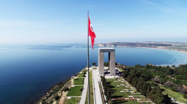 Çanakkale Şehitler Anıtı Gelibolu Savaşı, Birinci Dünya Savaşı sırasında katılan Türk askeri hizmet için bir anma olduğunu.