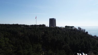 Çanakkale Şehitler Anıtı Gelibolu Savaşı, Birinci Dünya Savaşı sırasında katılan Türk askeri hizmet için bir anma olduğunu.