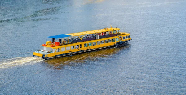 Barco Turístico Río Dniéper Kiev Ucrania —  Fotos de Stock