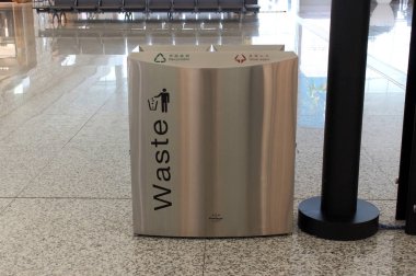 Wuhan çöp farklı türleri için çöp kutuları