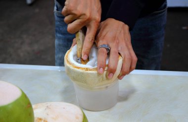 Pişirme hindistan cevizi dondurma