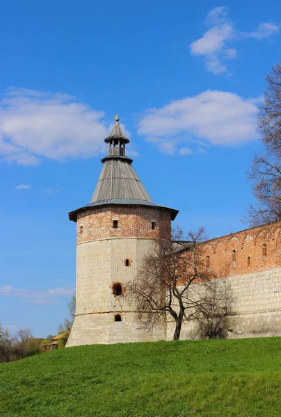 Torre Sentry Corner en Zaraysk Kremlin —  Fotos de Stock