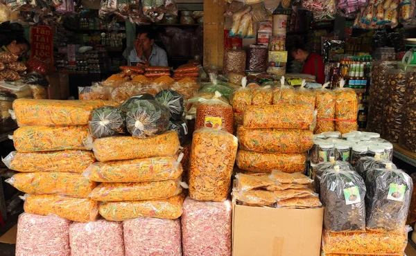 Tienda de comestibles en el mercado asiático —  Fotos de Stock