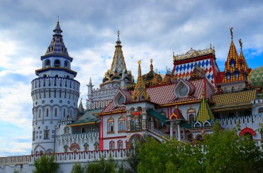 Izmailovo Kremlin beyaz kule