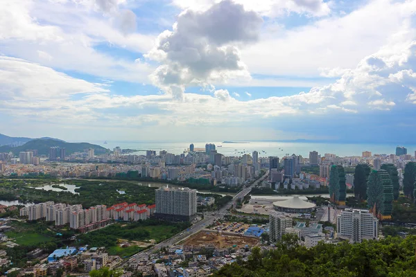 Městská krajina Sanya, ostrov Hainan — Stock fotografie