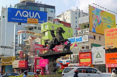 Ho Chi Minh City Heykeli Phu Dong Thien Vuong