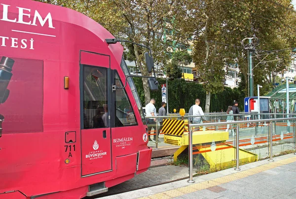 Стамбул Турция Октября 2019 Года Современный Городской Трамвай Конечной Остановке — стоковое фото