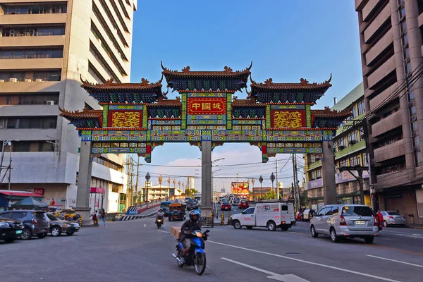 Manila Filipinas Setembro 2018 Arco Entrada Estilo Chinês Portão Trânsito — Fotografia de Stock