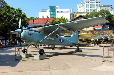 Ho Chi Minh Şehri, Vietnam - 28 Mart 2019: ABD Hava Kuvvetleri Vietnam Savaş Kalıntıları Müzesi askeri teçhizat sergisi